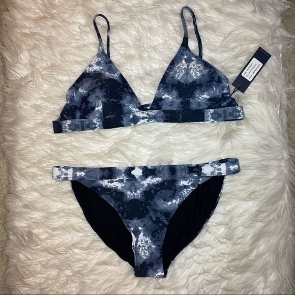 Cikada Bikini Set - Picture 1 of 8